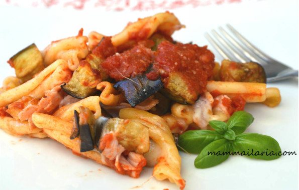 pasticcio di pasta e melanzane