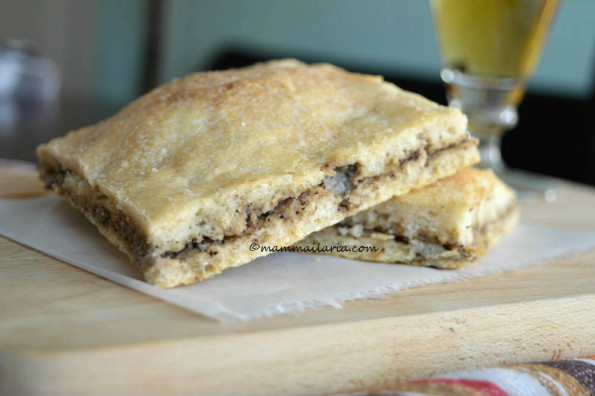 focaccia con crema di tonno e olive