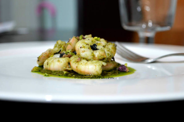 gamberetti al pesto di pistacchi di bronte dop