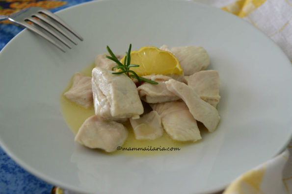 bocconcini di pollo con limone e rosmarino