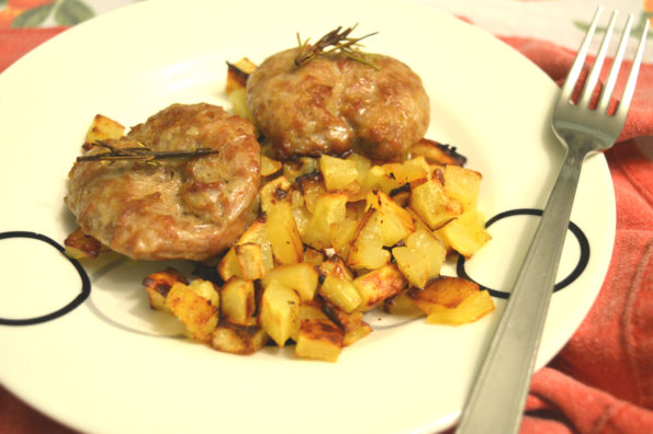 Salsicce e patate al forno