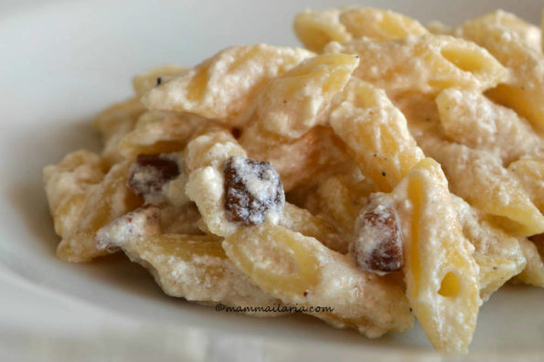 pasta con ricotta e guanciale