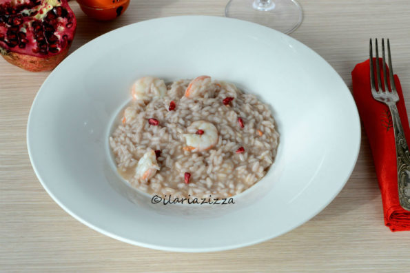 Risotto con gamberi e melagrana
