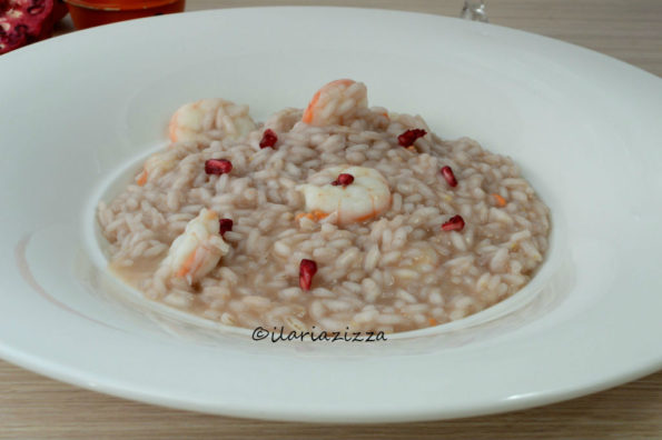 Risotto con gamberi e melagrana