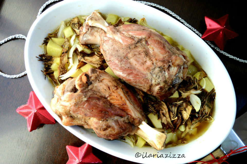 Stinco di prosciutto con carciofi e patate
