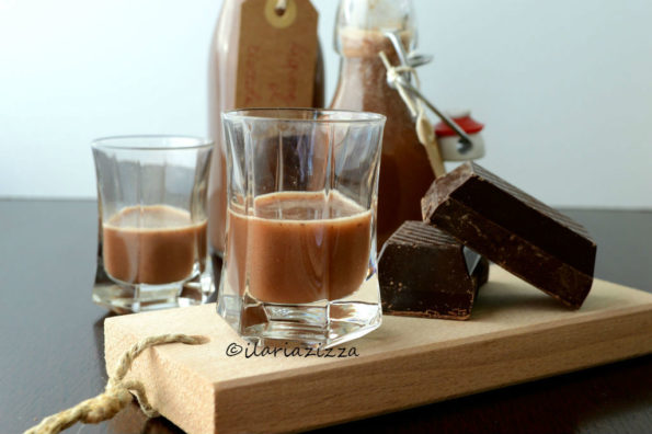 Liquore al cioccolato